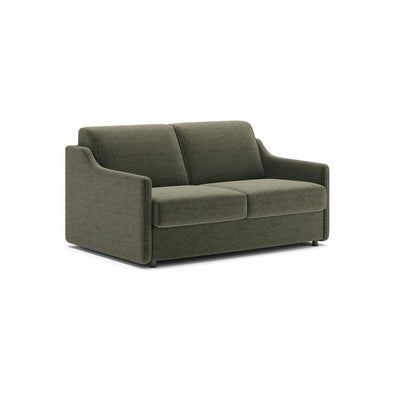 Alma 502 sovesofa fra Favn Living i Sama stof i farven grøn
