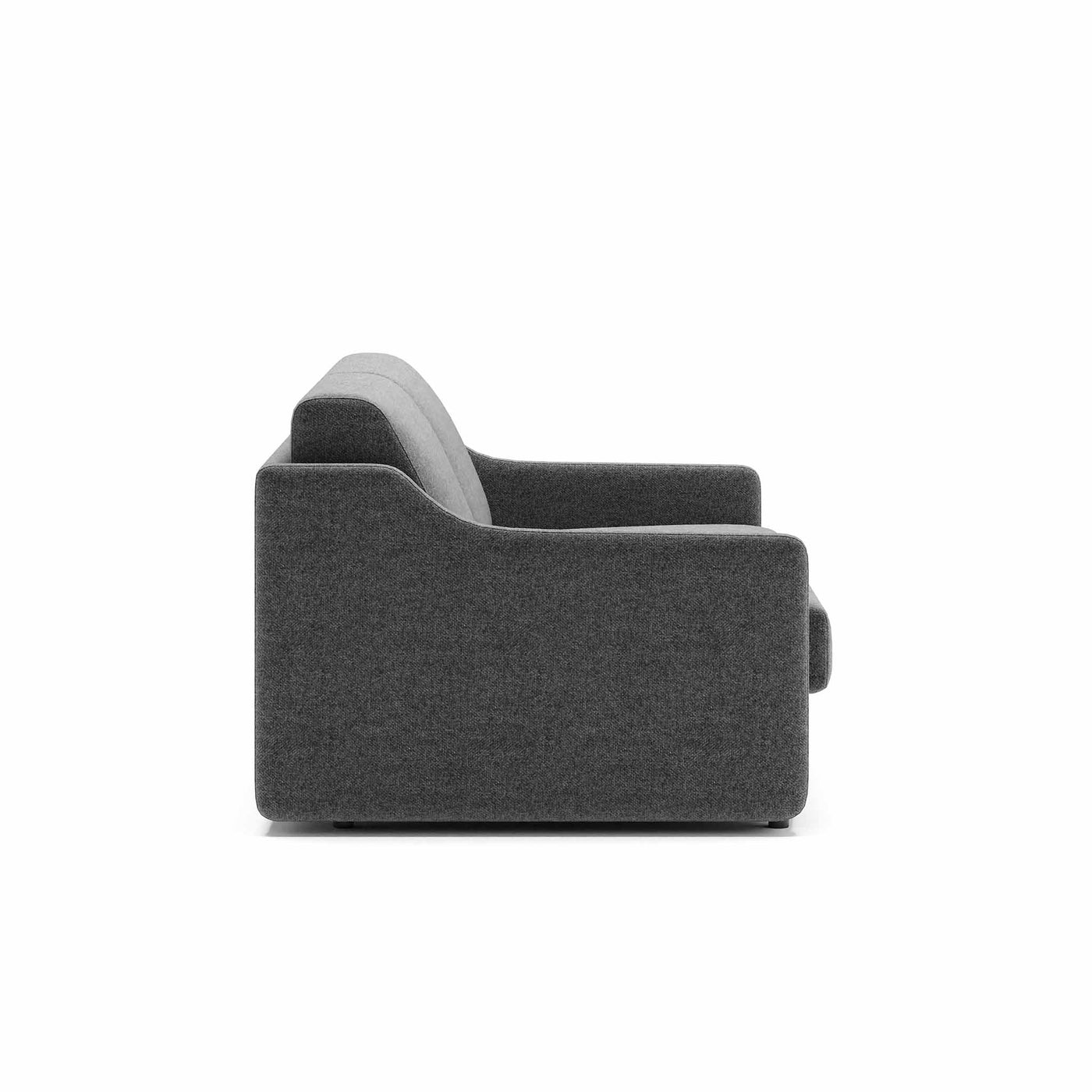 Alma 502 sovesofa fra Favn Living i Sama stof i farven anthracite