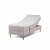 Opus Simple elevationsseng i str. 90 x 200 cm med stof i elegant sandfarve.