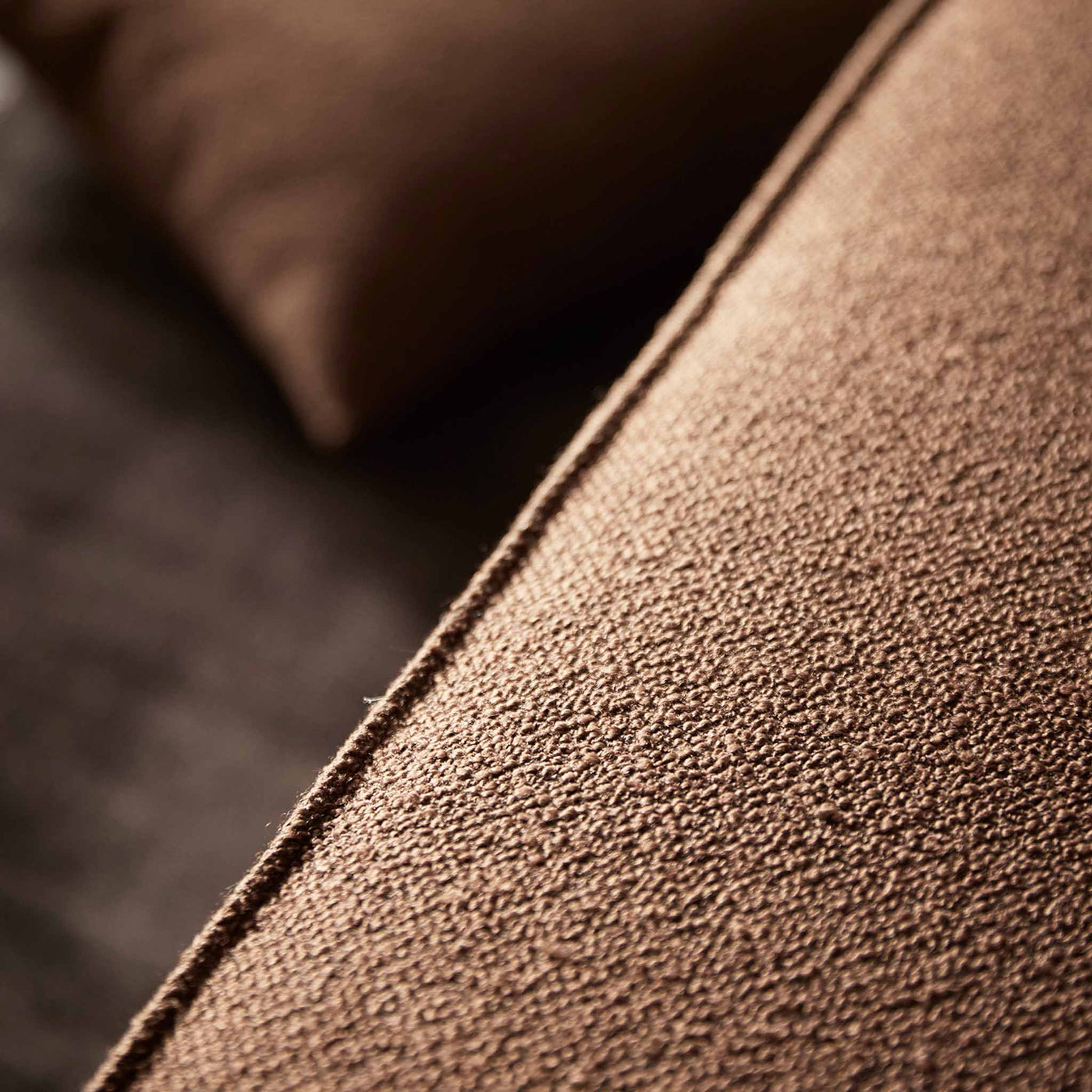 Black Sly sovesofa fra Innovation Living i 359 Taura Cappuccino stof