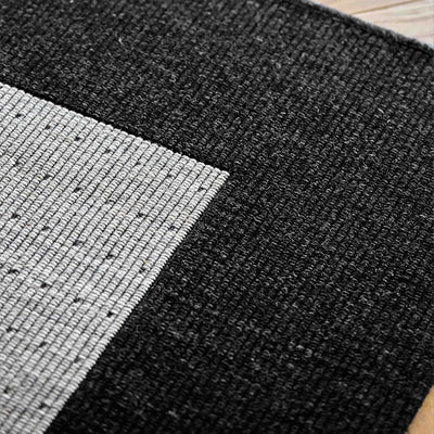 Casablanca fladvævet uldtæppe med mørkegrå kant fra HC Tæpper