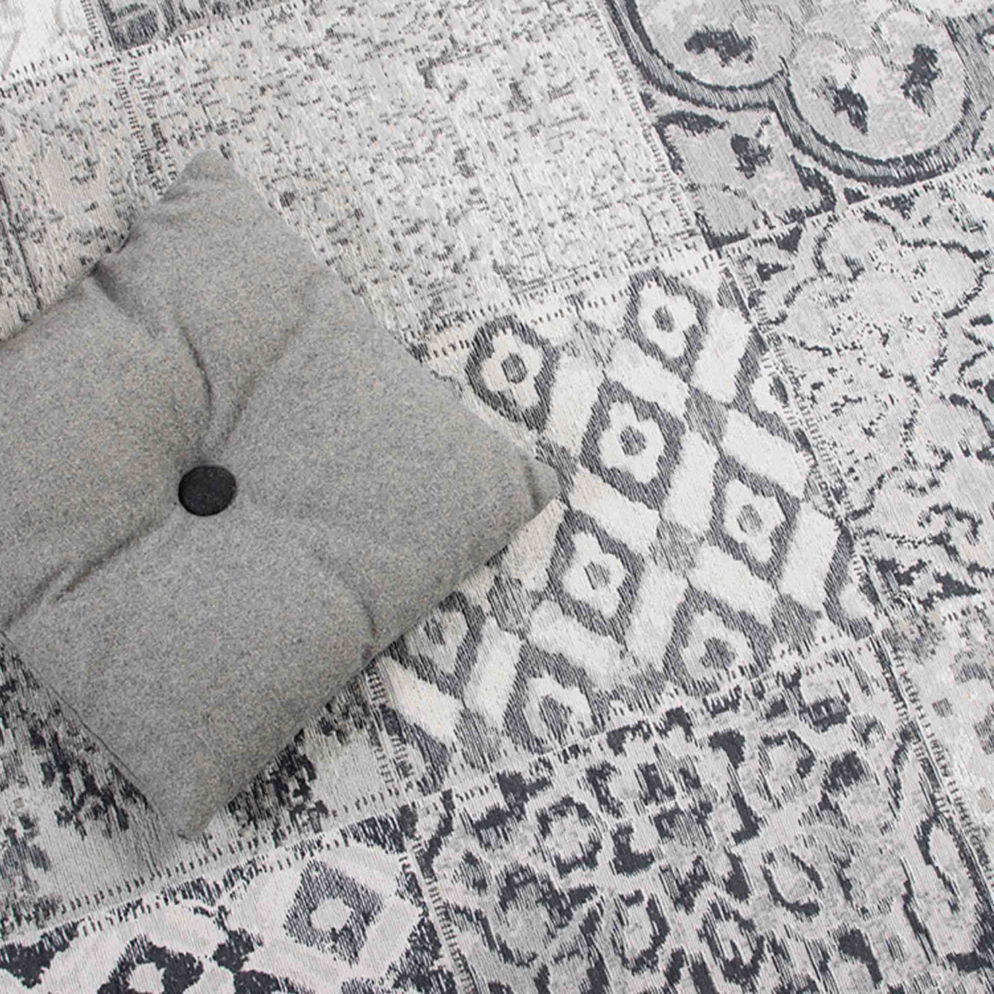 Gobelin fladvævet tæppe i lys grå fra HC Tæpper