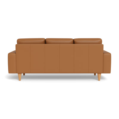 Skyline sofasæt fra Hjort Knudsen i cognac soleda læder og ben i naturolieret eg. 