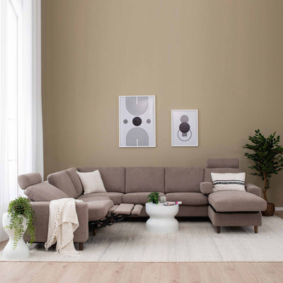 Skyline Hjørnesofa m. chaiselong fra Hjort Knudsen i Taupe farvet Bloq stof