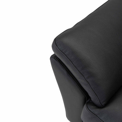 Skyline 3-personers sofa fra Hjort Knudsen i sort soleda læder