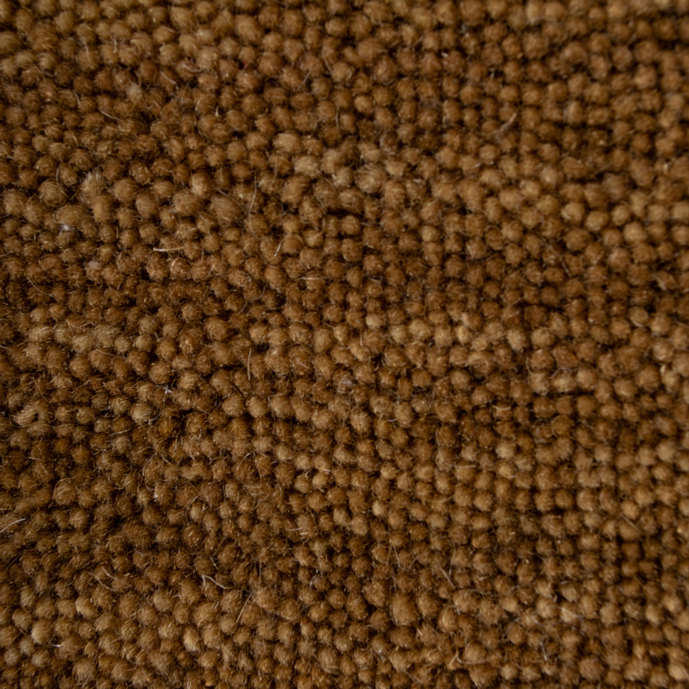 Kronborg uldtæppe i farven valnød fra HC Interior Rugs