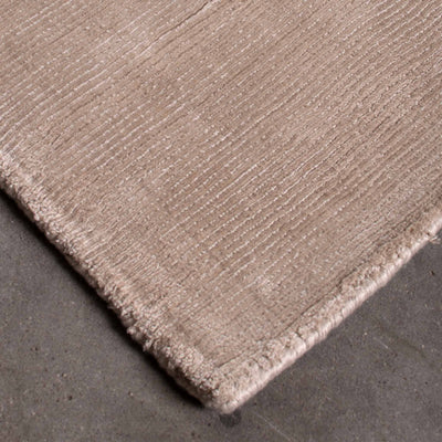 Larvik håndvævet tæppe i beige fra HC Tæpper