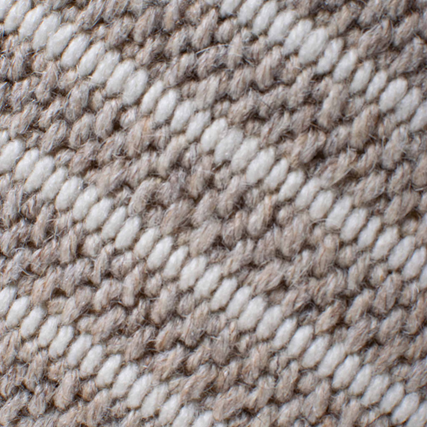 Lima fladvævet tæppe i sand fra HC Interior Rugs