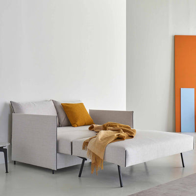 Luoma sovesofa fra Innovation Living i stof 300 Weda Sand