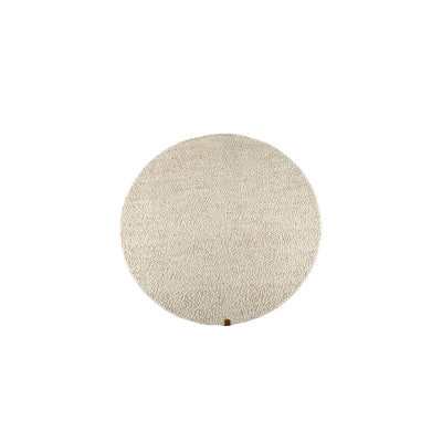 Rundt Pebble i beige fra HC Interior Rugs