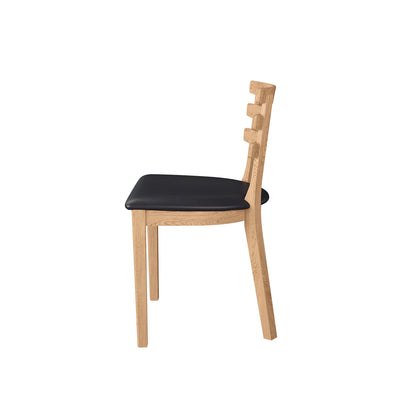 SM 46 spisebordsstol i naturolieret eg med sort CC læder fra Skovby