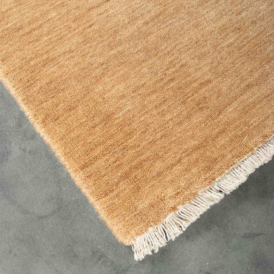 Skagen håndvævet uldtæppe i honey fra HC Tæpper