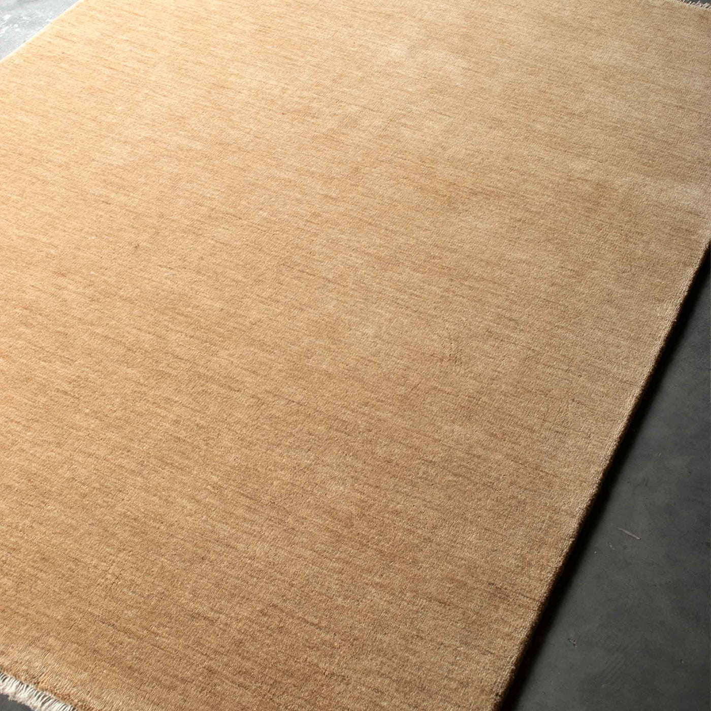 Skagen håndvævet uldtæppe i honey fra HC Tæpper