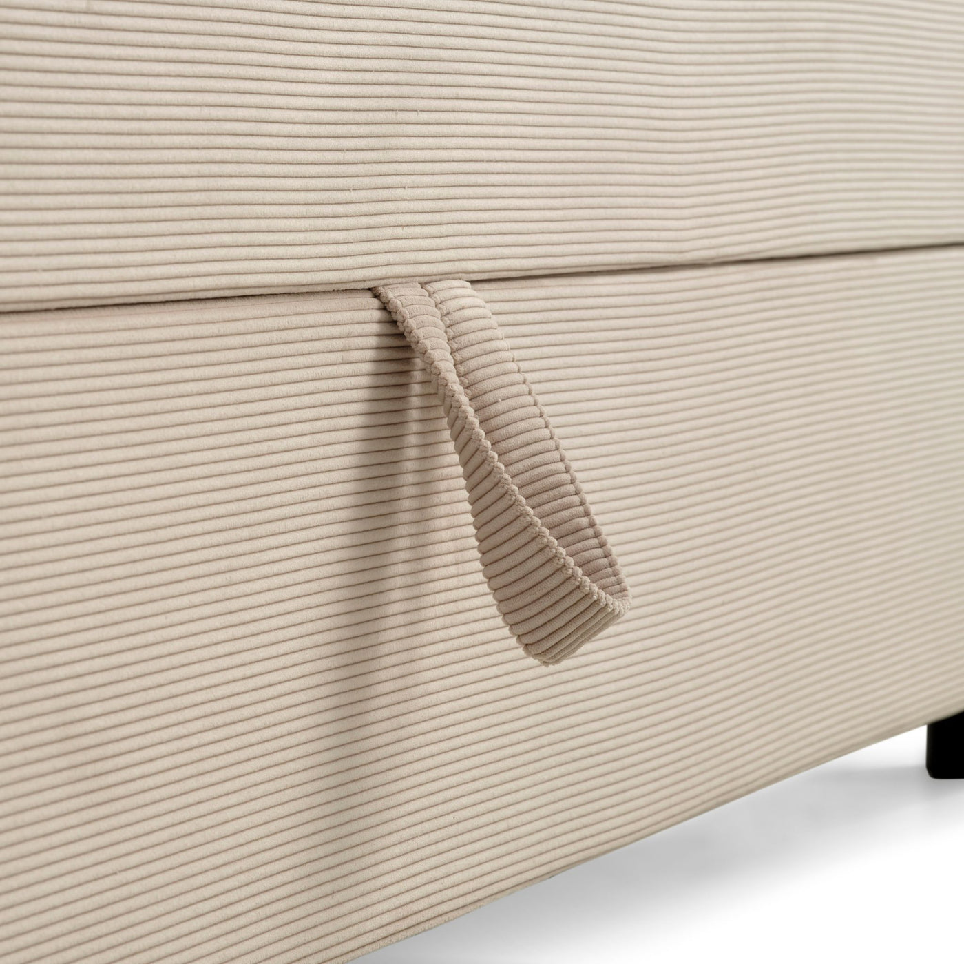 Space Dreams seng med opbevaring 80 x 200 cm. i Lisboa stof i farven Beige