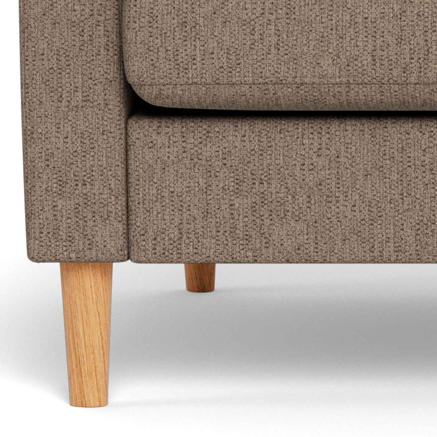 Vigsø sofasæt fra Top-line i Mito stof i farven 14 Medium Brown med ben i naturolieret egetræ