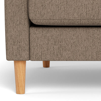 Vigsø sofasæt fra Top-line i Mito stof i farven 14 Medium Brown med ben i naturolieret egetræ