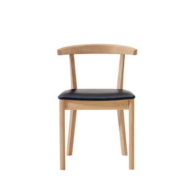 SM52 spisebordsstol i naturolieret eg med sort CC læder fra Skovby