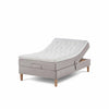 Opus Elite elevationsseng i str. 120 x 200 cm med stof i elegant sandfarve.