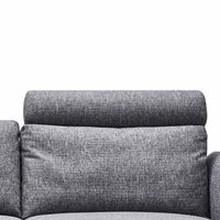 Nakkestøtte til Skyline sofaer i gråblå stof fra Hjort Knudsen