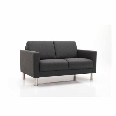 City 2-personers sofa i mørkegrå stof fra Hjort Knudsen