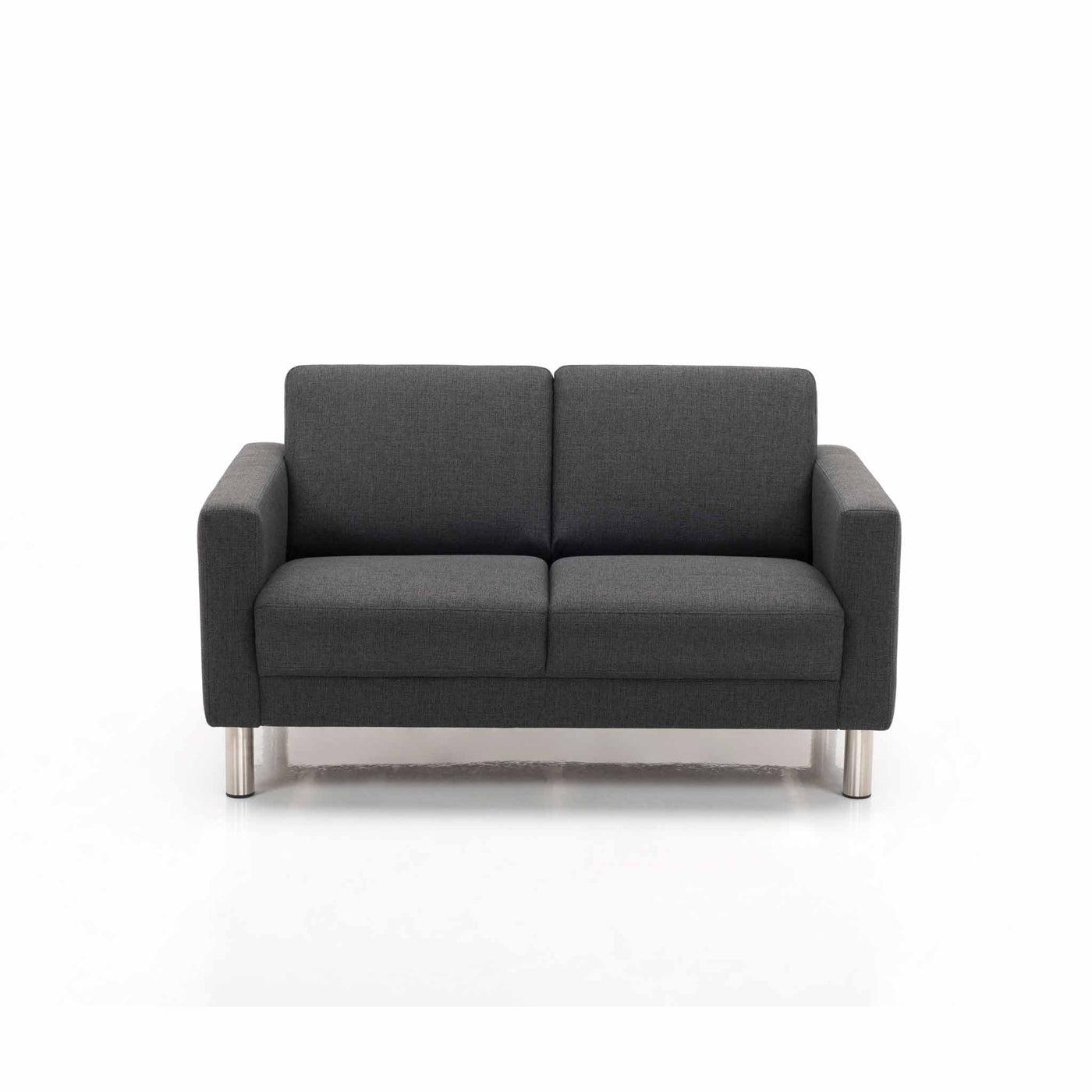City 2-personers sofa i mørkegrå stof med stålben fra Hjort Knudsen