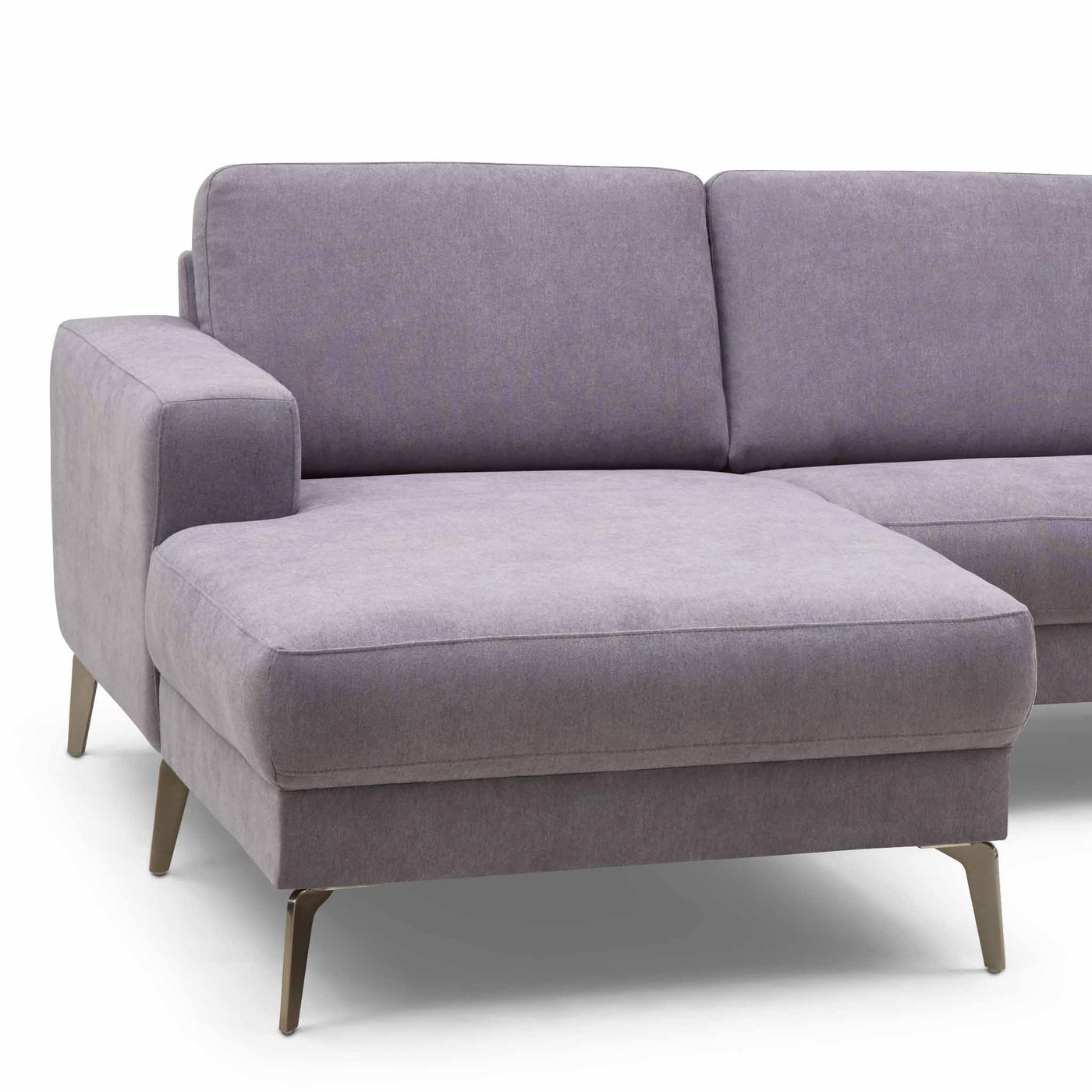 City u-sofa fra Hjort Knudsen i lysegrå stof med ben i børstet stål