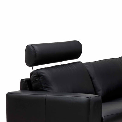 City nakkestøtte i sort læder fra Hjort Knudsen som passer til City sofaer