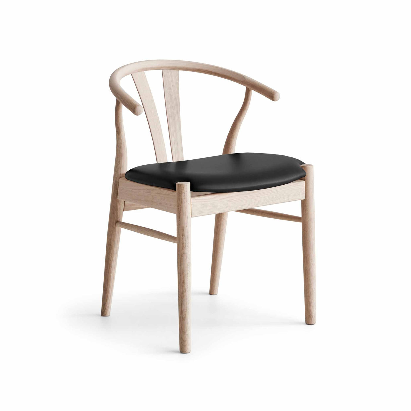 Findahl by Hammel Frida spisebordsstol i sæbebehandlet eg med sort læder sæde.