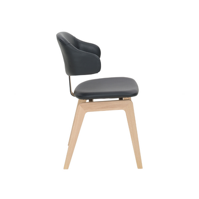 PBJ Designhouse Maior spisebordsstol i eg med sort læder.