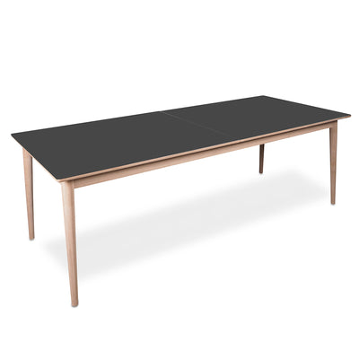 PBJ Designhouse Sesame spisebord i hvidpigmenteret lakeret eg med grå nano laminat bordplade.