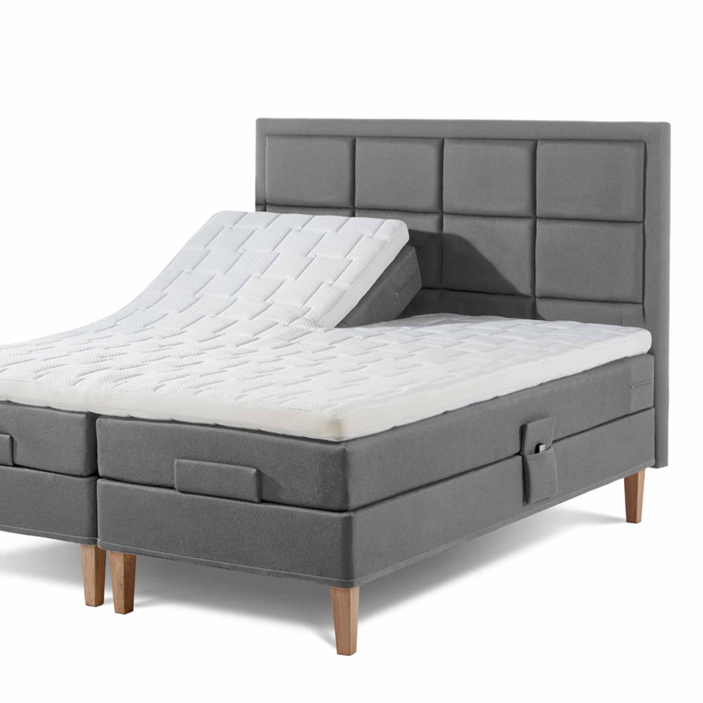 Square sengegavl fra Opus i 160 cm betrukket med stof i stilren grå farve.