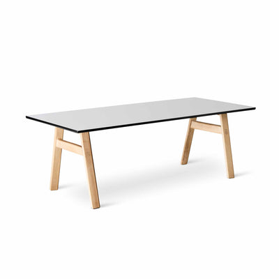 Svane Design Idyl spisebord i 95 x 220 cm med bordplade i hvid nano laminat med ben i ubehandlet eg.