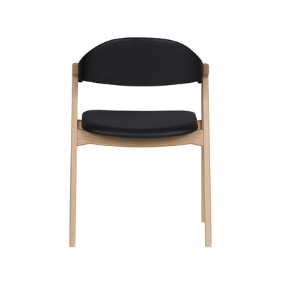 PBJ Designhouse Titan spisebordsstol med hvidpigmenteret lakeret eg og sort læder.