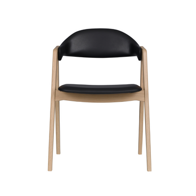 PBJ Designhouse Titan spisebordsstol med hvidpigmenteret lakeret eg og sort læder.